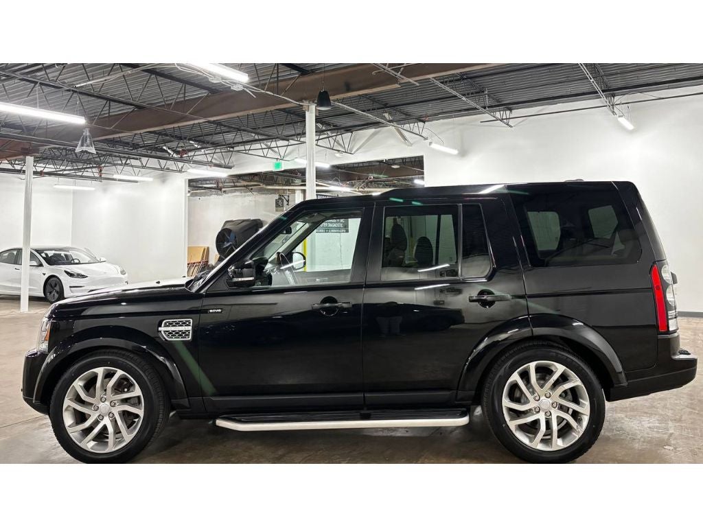 2015 Land Rover LR4 LUX