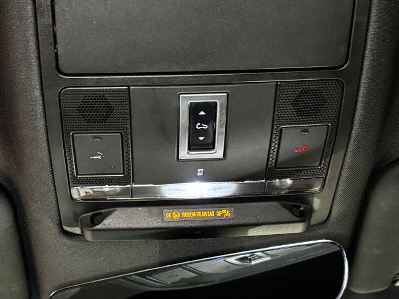 2023 Land Rover Defender 110 75th Edition