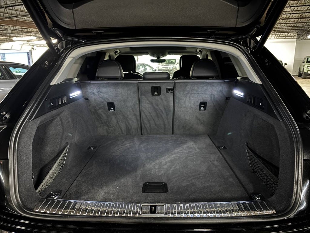 2024 Audi Q8 e-tron Premium