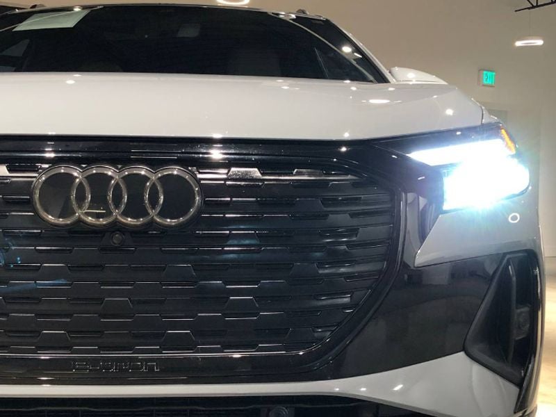 2024 Audi Q4 e-tron Premium Plus