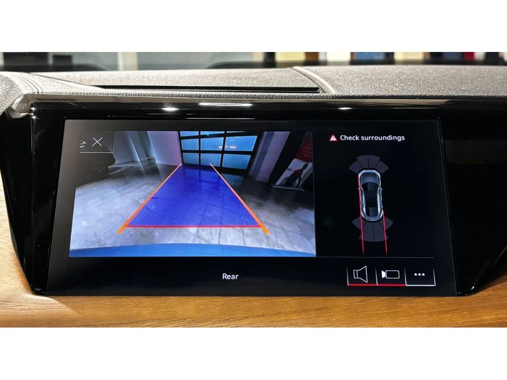 2023 Audi e-tron GT Premium Plus