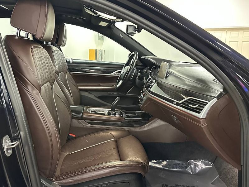 2019 BMW 7 series 740i