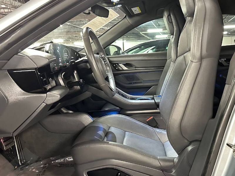 2025 Porsche Taycan 4