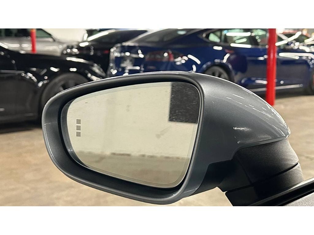 2025 Porsche Taycan 4