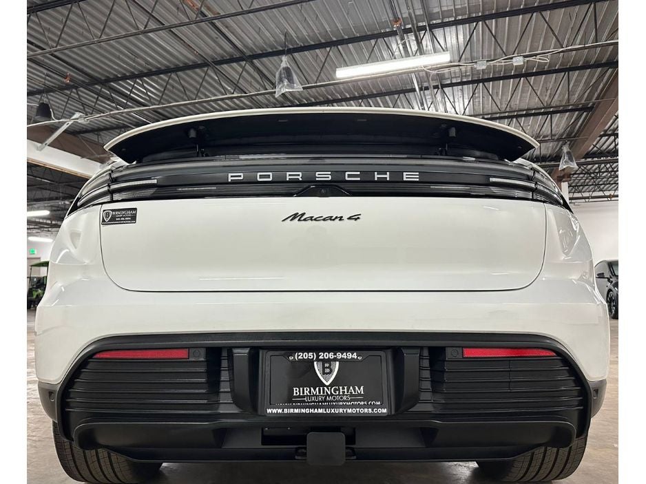 2024 Porsche Macan Electric 4