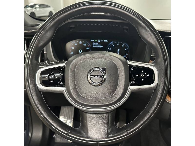 2021 Volvo XC60 Inscription