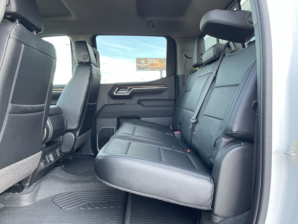 2023 Chevrolet Silverado LT