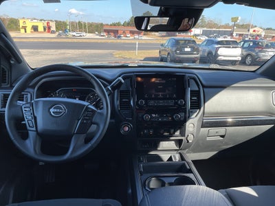 2024 Nissan Titan SV