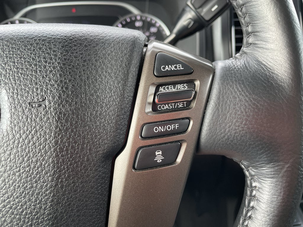 2024 Nissan Titan SV