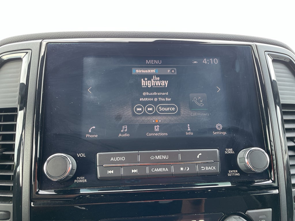 2024 Nissan Titan SV