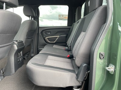 2024 Nissan Titan SV