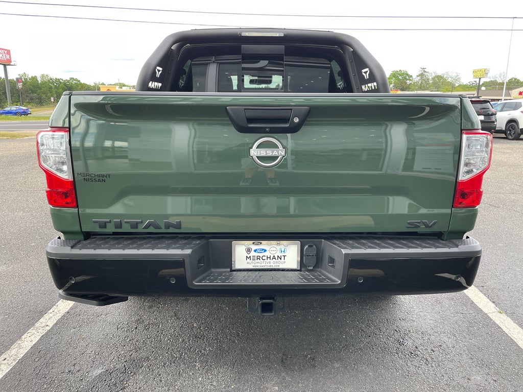 2024 Nissan Titan SV