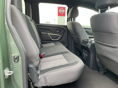 2024 Nissan Titan SV