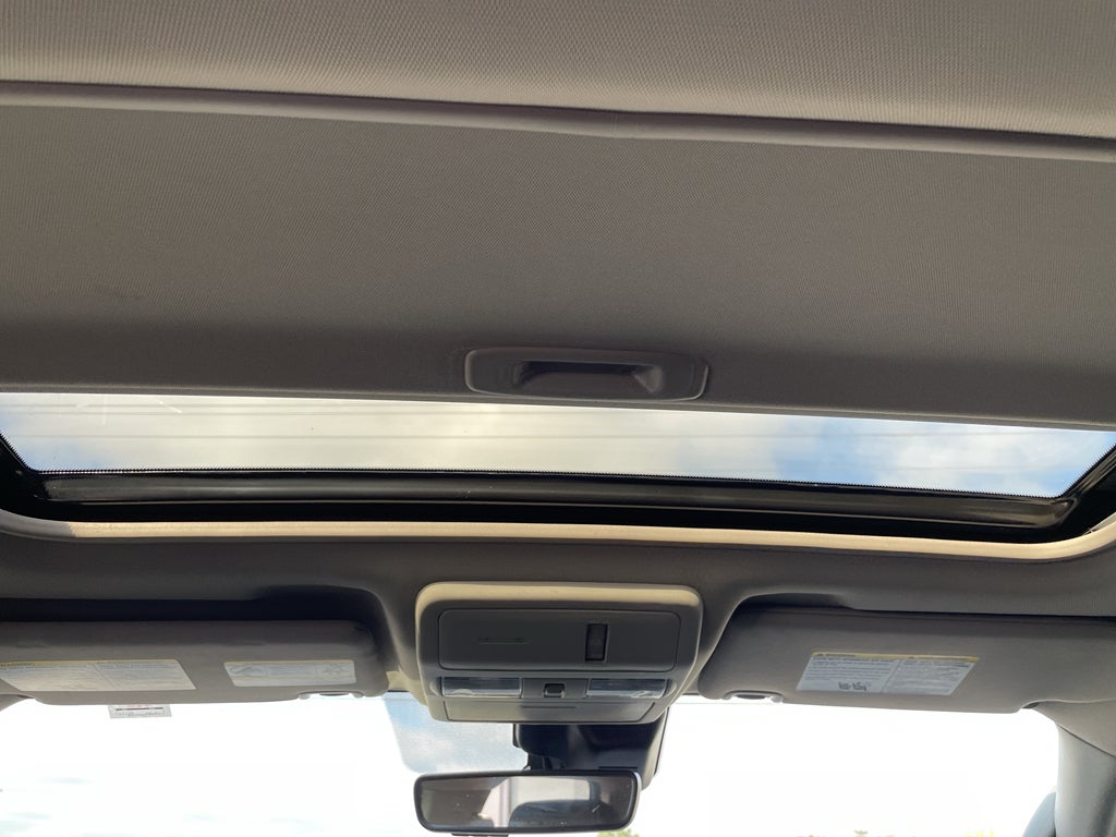 2024 Nissan Frontier SL