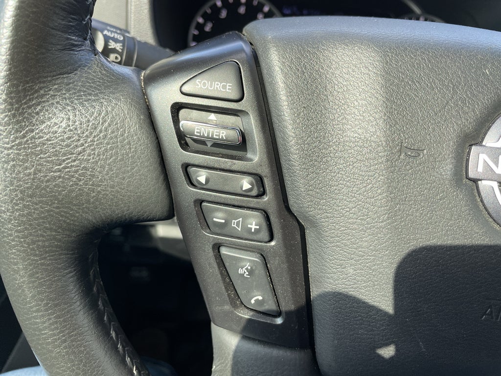 2024 Nissan Frontier SL