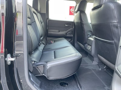 2024 Nissan Frontier SL