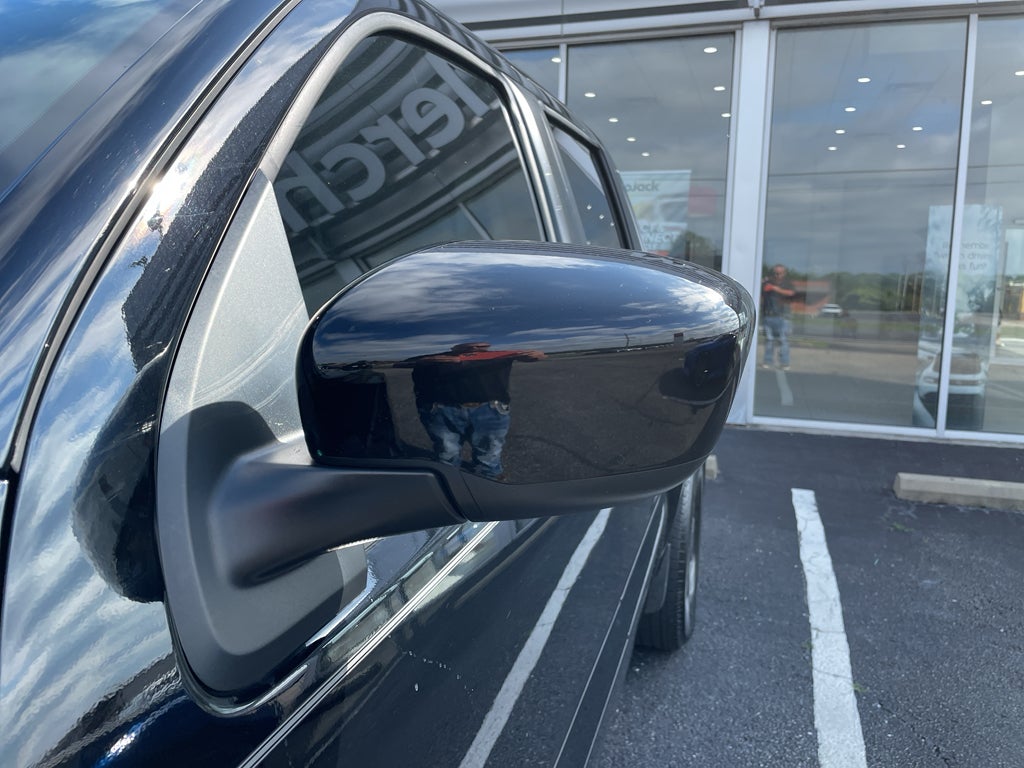 2024 Nissan Frontier SL