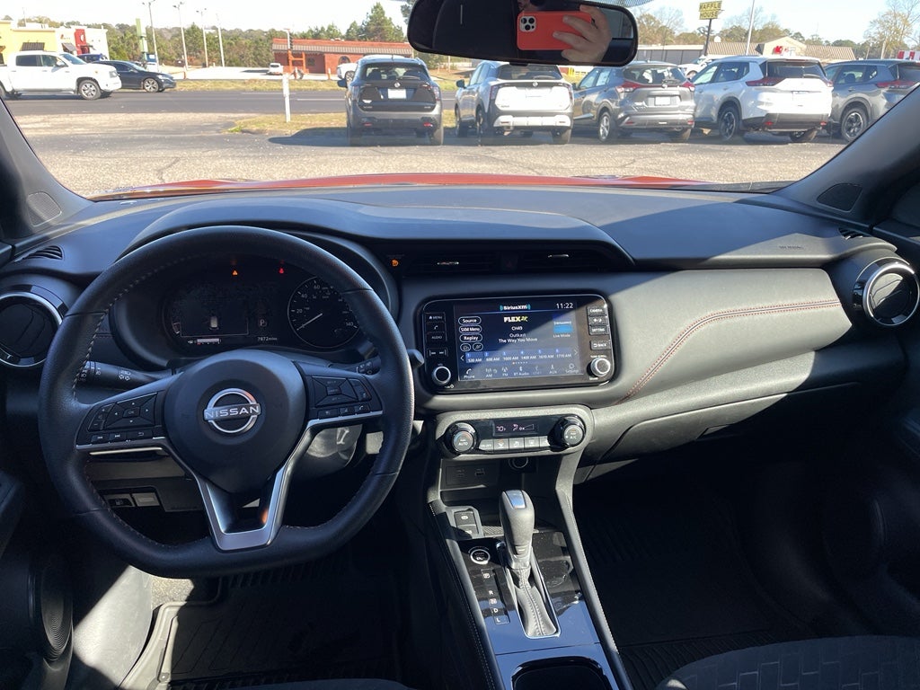 2024 Nissan Kicks SR