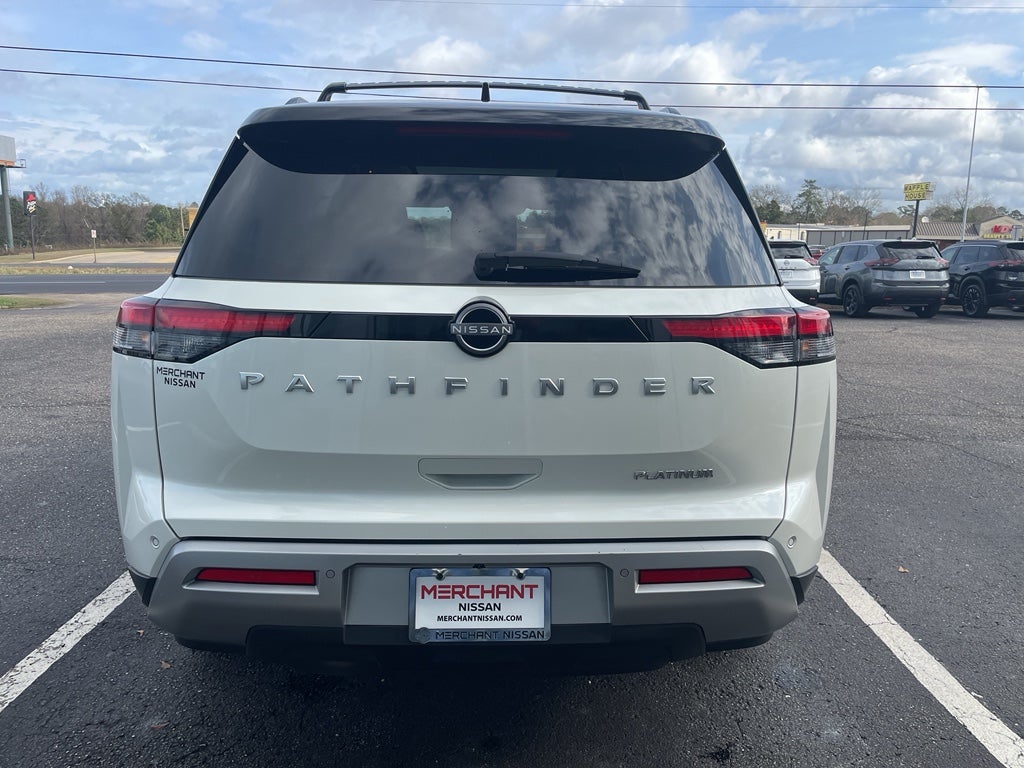 2024 Nissan Pathfinder Platinum