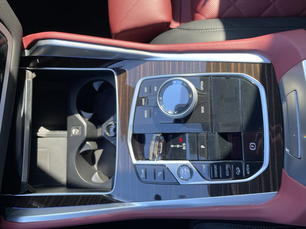 2024 BMW X6 xDrive40i