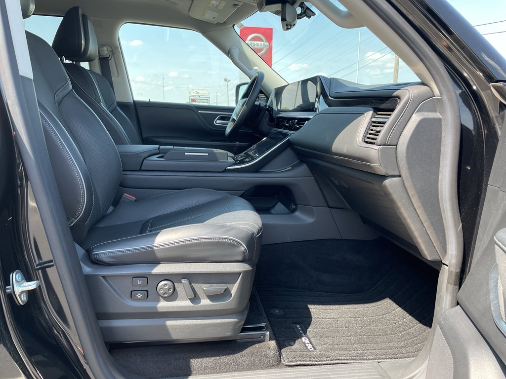 2025 INFINITI QX80 SENSORY