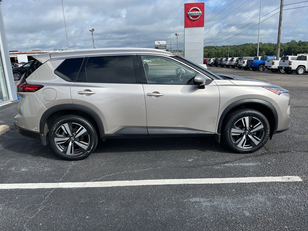2024 Nissan Rogue SL
