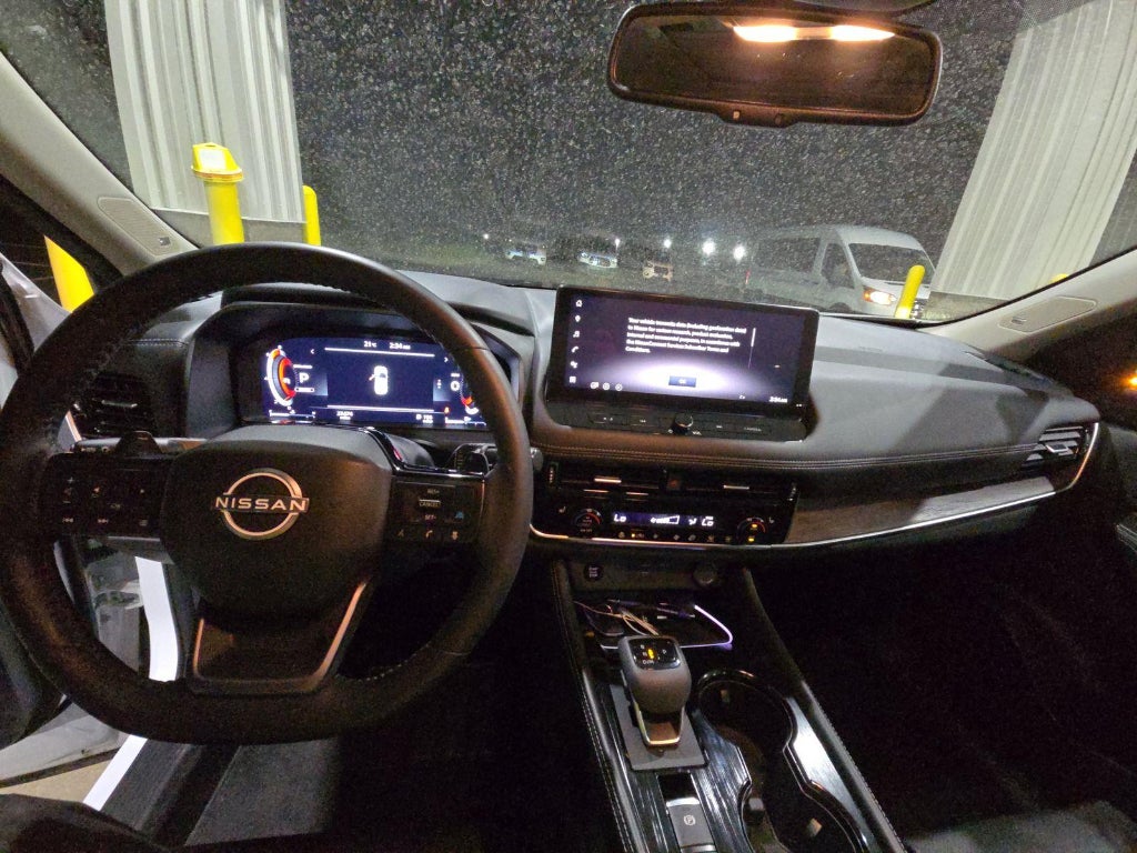 2025 Nissan Rogue Platinum