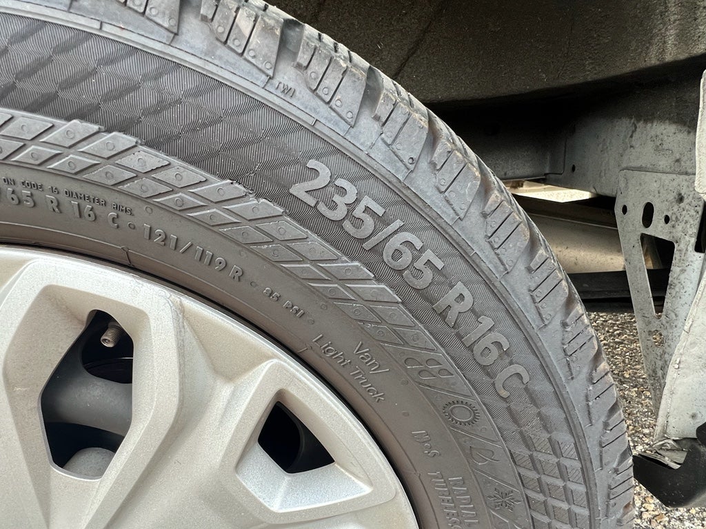 2023 Ford Transit Wagon XLT