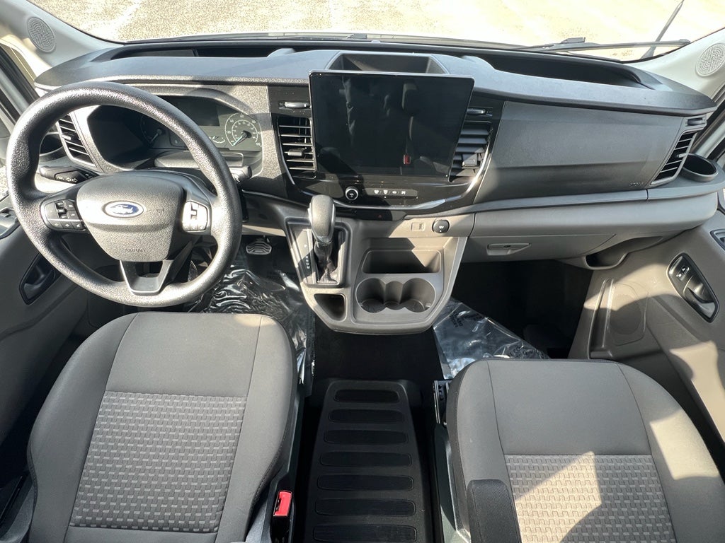 2023 Ford Transit Wagon XLT