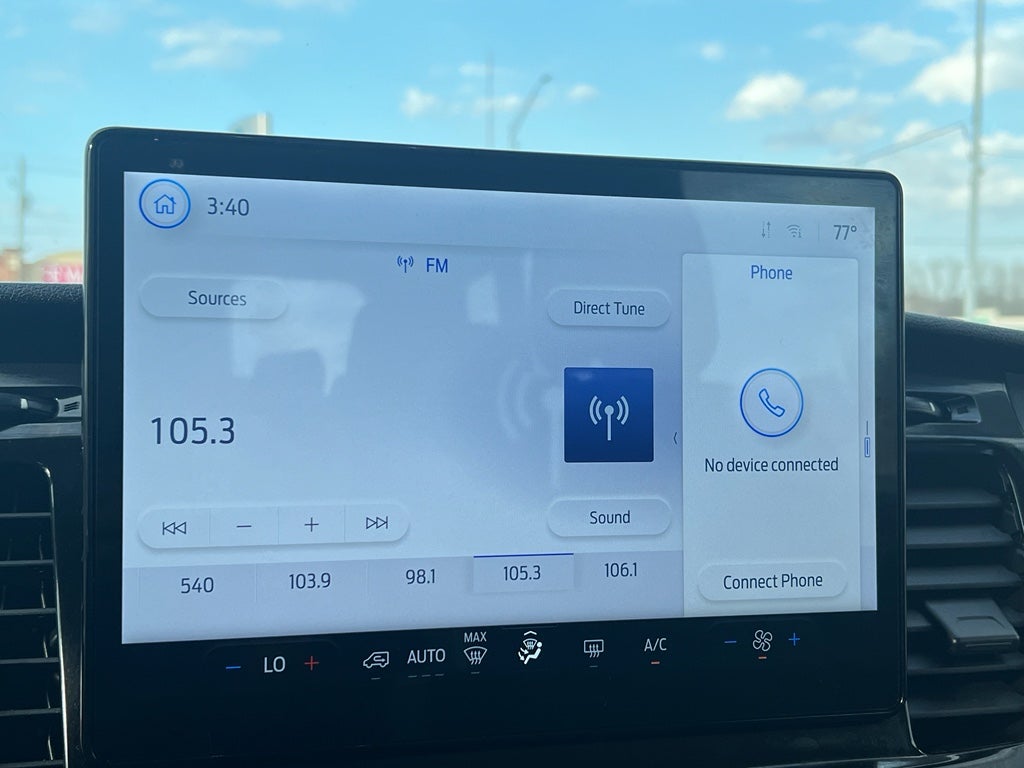 2023 Ford Transit Wagon XLT