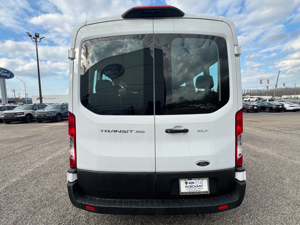 2023 Ford Transit Wagon XLT