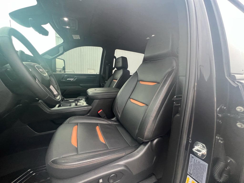 2025 GMC Sierra AT4