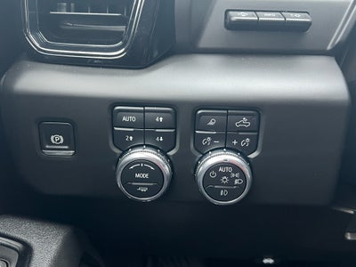 2025 GMC Sierra AT4