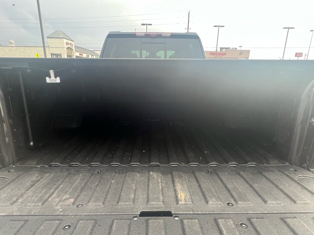 2025 GMC Sierra AT4