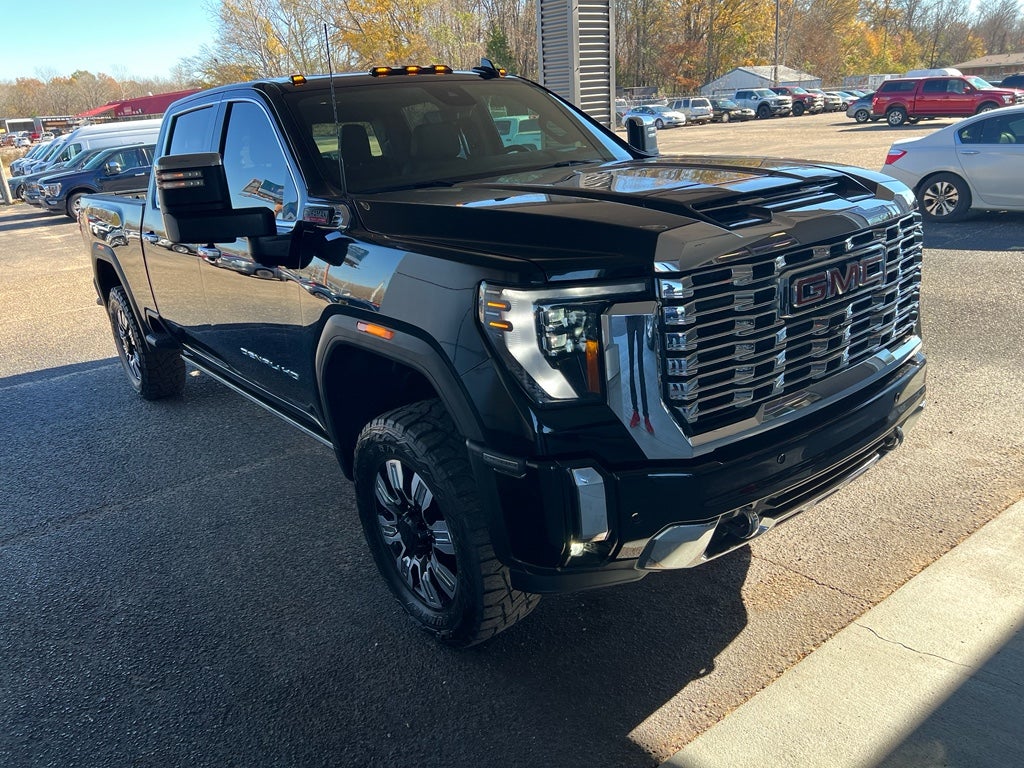 2025 GMC Sierra Denali
