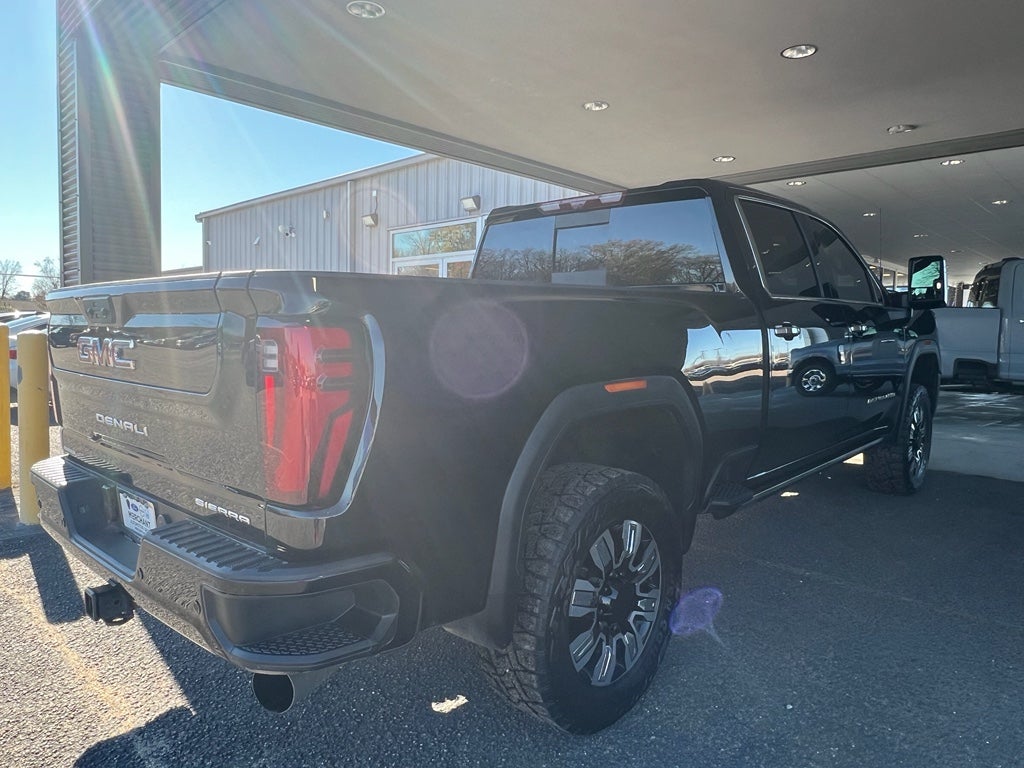 2025 GMC Sierra Denali
