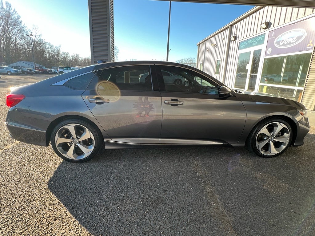 2019 Honda Accord Touring 2.0T