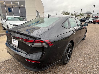 2025 Honda Accord SE