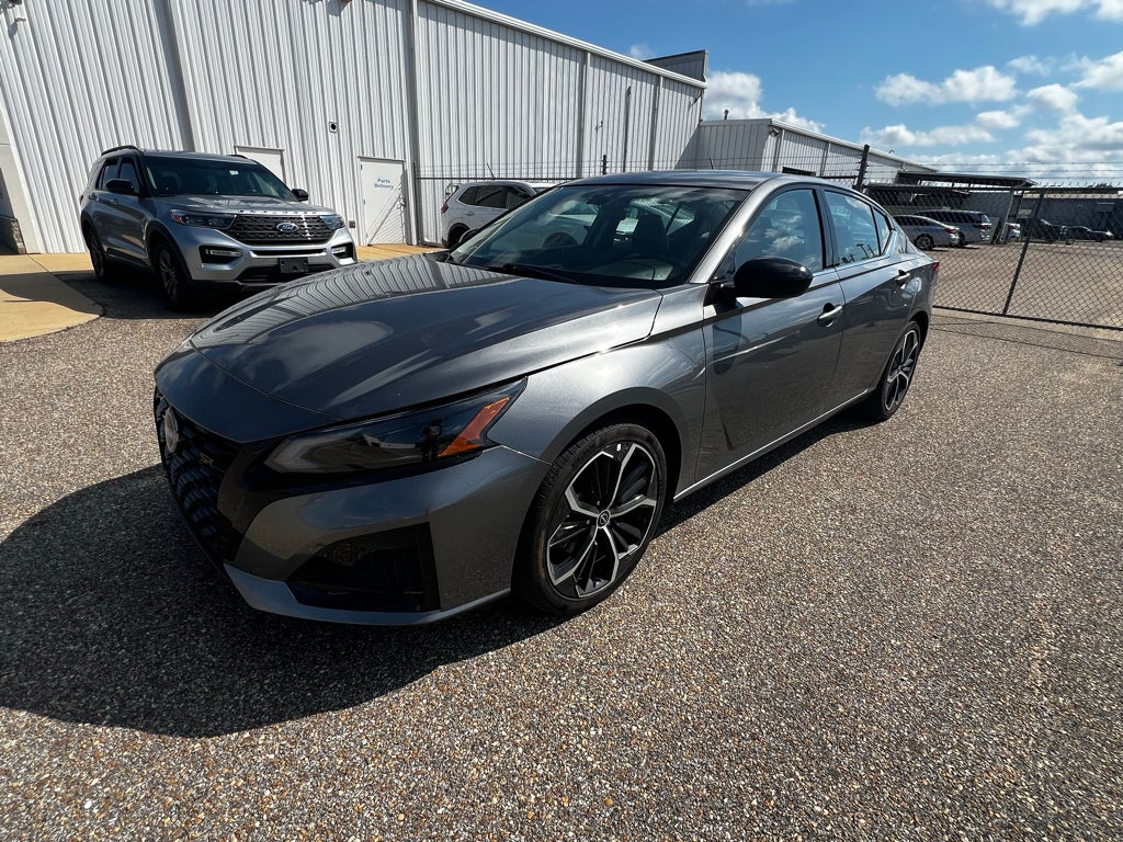 2026 Nissan Altima SR