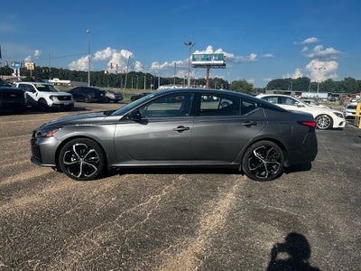 2025 Nissan Altima SR