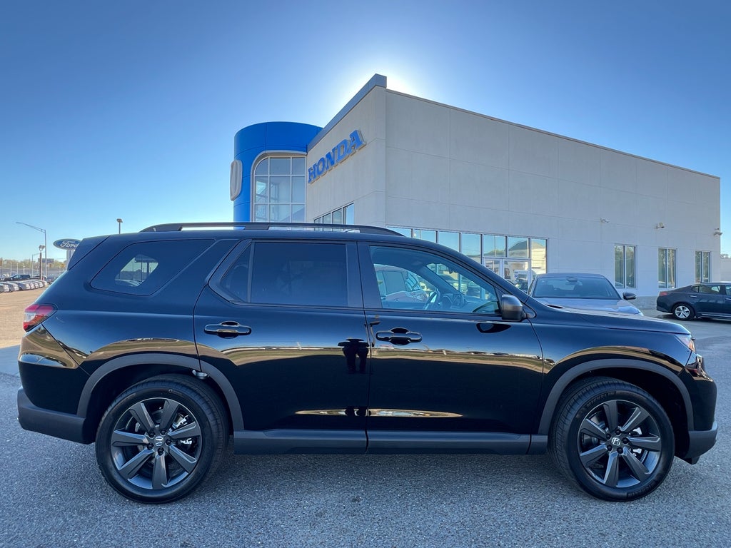 2025 Honda Pilot Sport