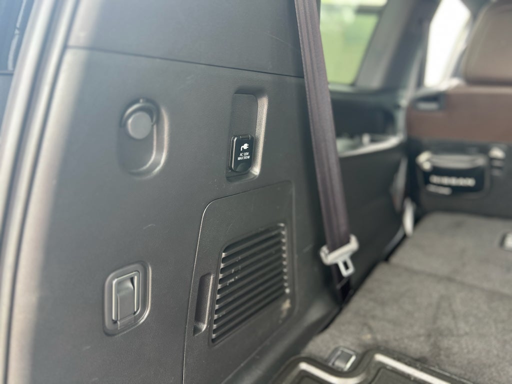 2025 Nissan Armada SL