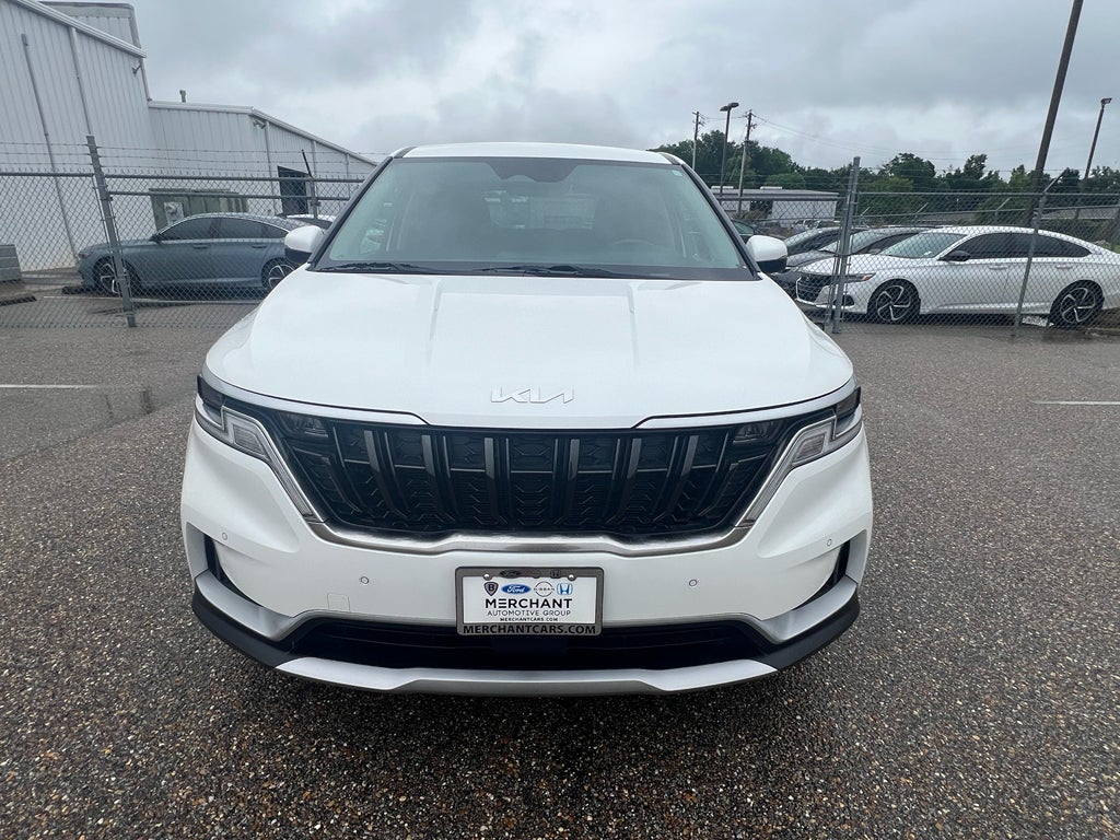 2023 Kia Carnival EX