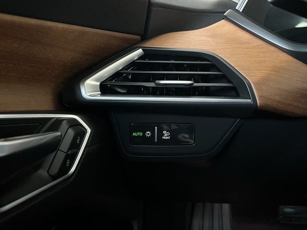 2023 Audi e-tron GT Prestige