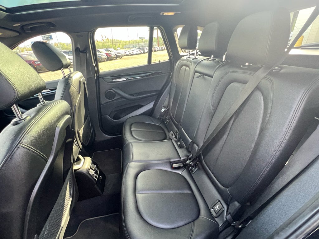 2022 BMW X1 sDrive28i