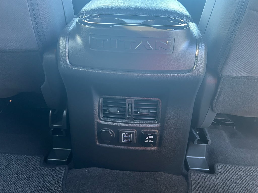 2024 Nissan Titan SV