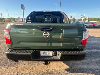 2024 Nissan Titan SV