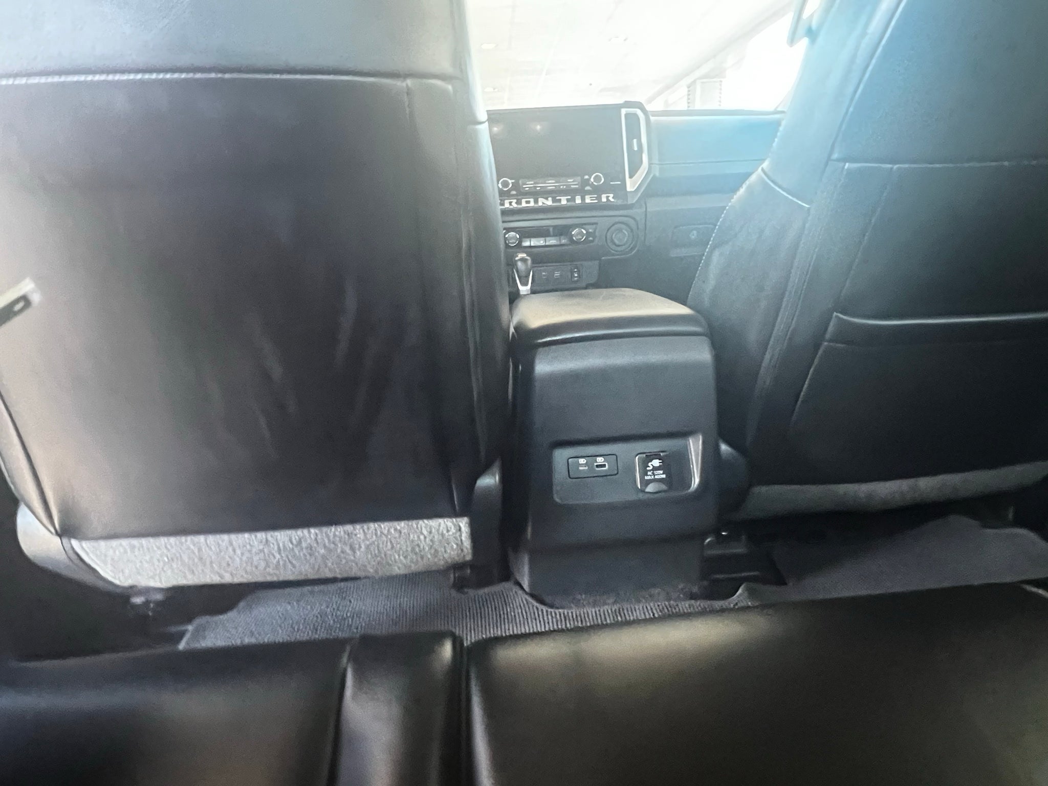 2025 Nissan Frontier SL