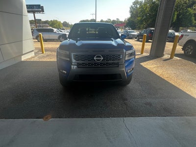 2025 Nissan Frontier SL