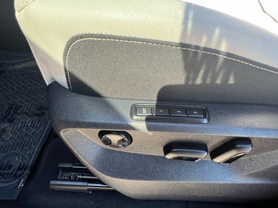 2024 Volkswagen Atlas Cross Sport 2.0T SEL Premium R-Line